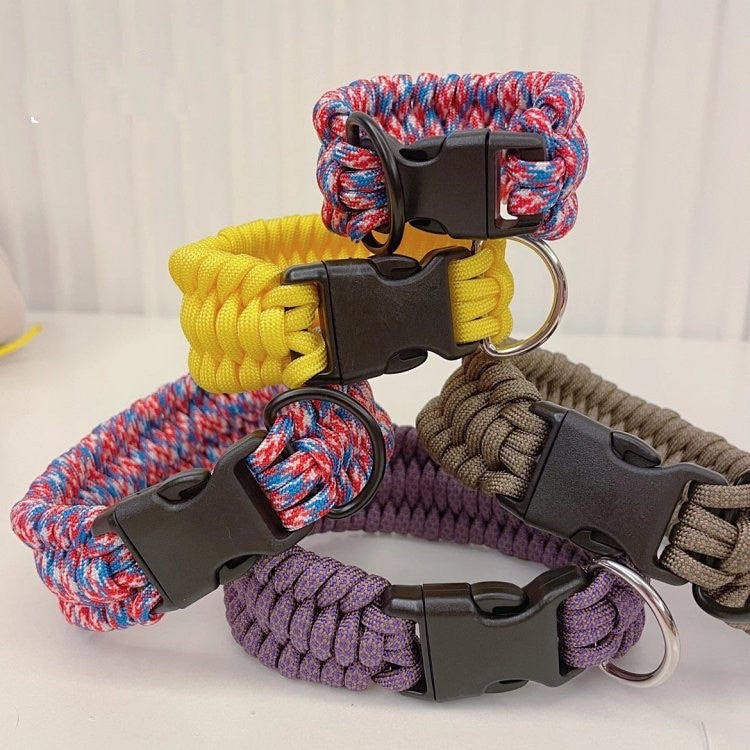 Halsband aus geflochtenem Schirmseil für Hunde – Bild 5 | LuxeStyle