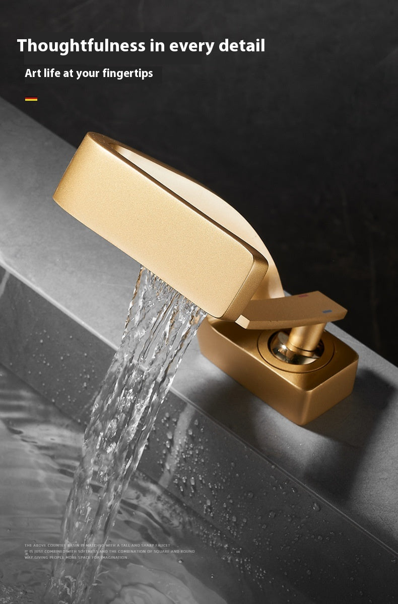 Kupfer Wasserhahn, Gold-Optik