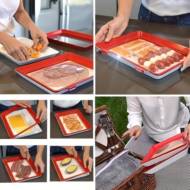 Rotes Frischhalte-Tablett aus Kunststoff
