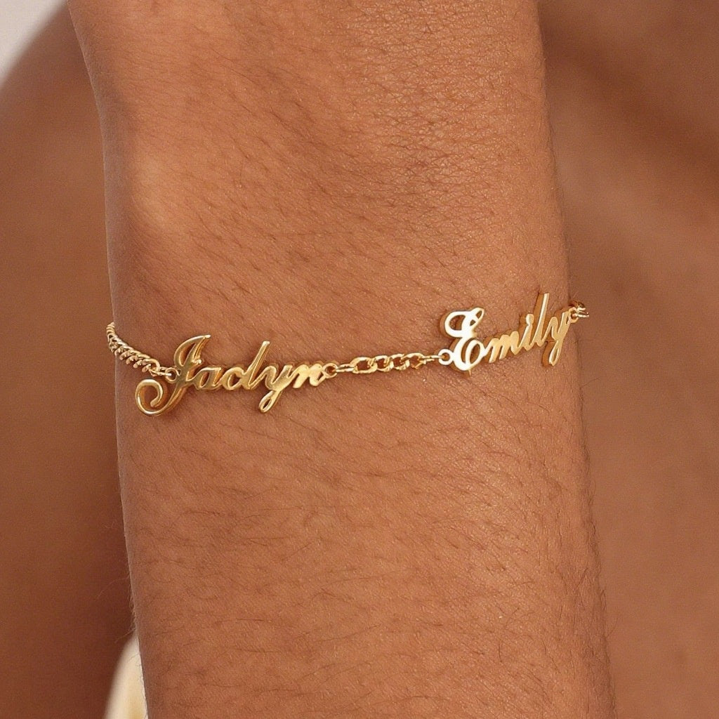Edelstahl-Armband mit Buchstaben – Bild 9 | LuxeStyle