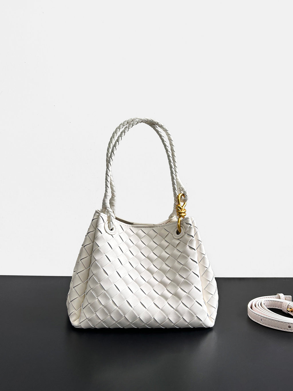 Geflochtene Ledertasche – Bild 8 | LuxeStyle