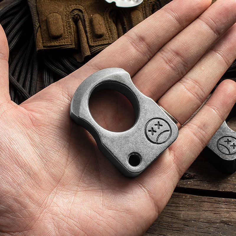 Wild Man Survival-Tool | LuxeStyle