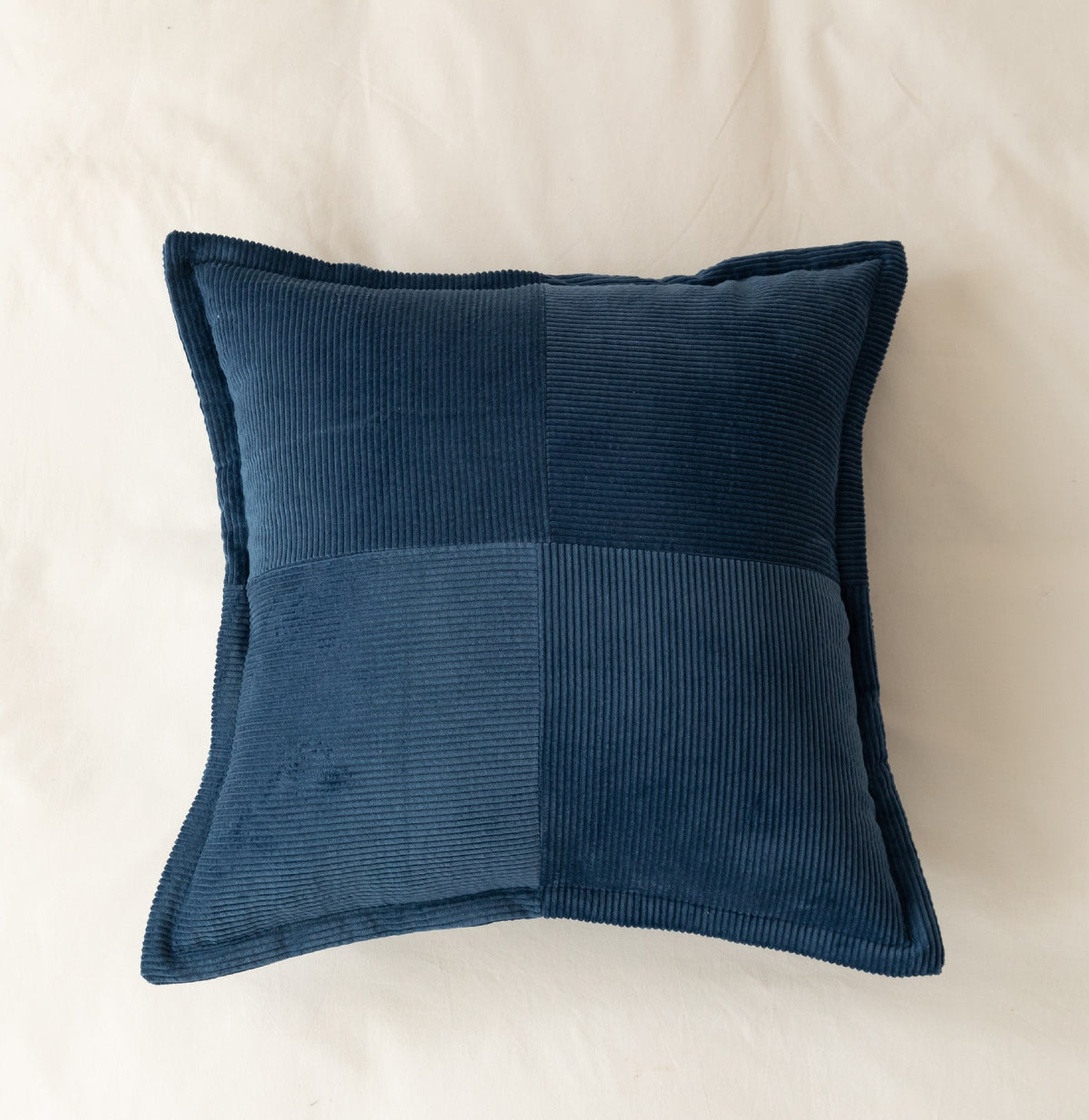 Kord-Kissenbezug mit Fly Edge – Bild 8 | LuxeStyle