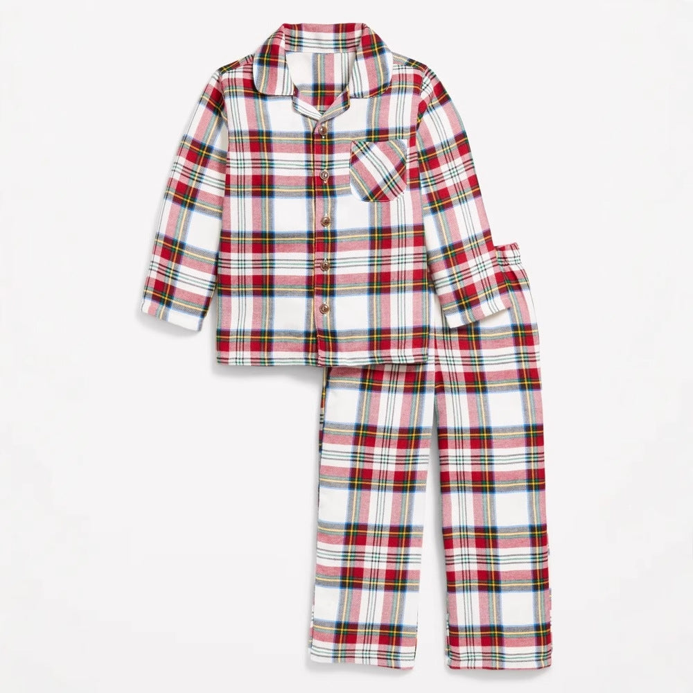 Weihnachts-Pyjama für die ganze Familie