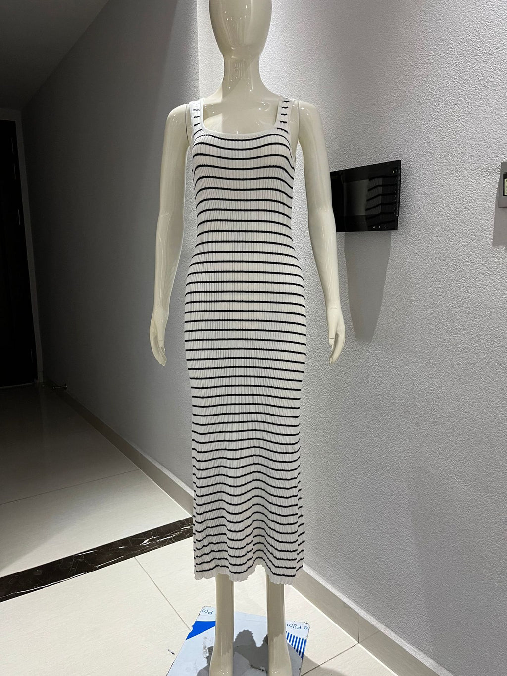 Strassengebänderte Sommerkleid – Bild 8 | LuxeStyle