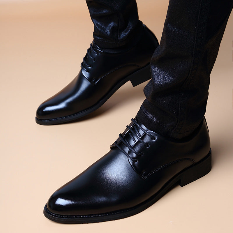 Erhöhende Schnürschuhe im British Style