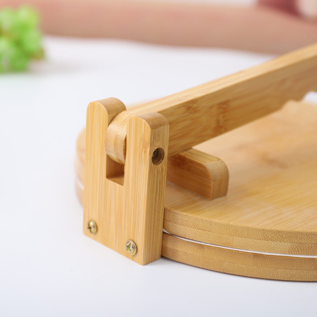 Kreative runde Kuchenpresse aus Holz