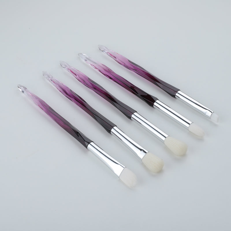 Lidschatten-Pinselset für Einsteiger – Bild 2 | LuxeStyle