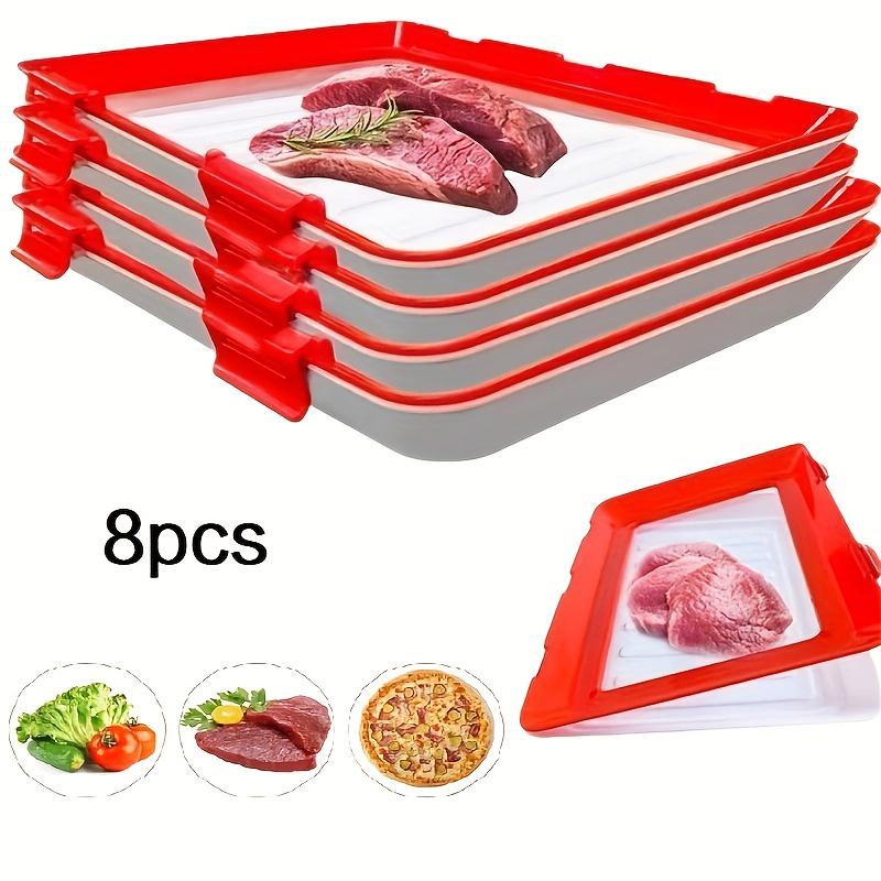 Rotes Frischhalte-Tablett aus Kunststoff
