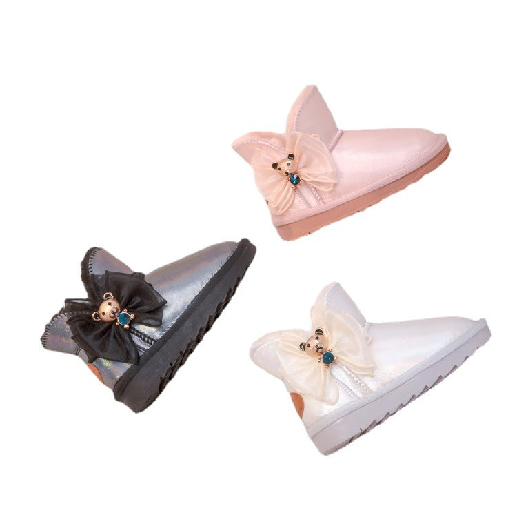 Kinderlaufschuhe mit Laserlederoberfläche – Bild 2 | LuxeStyle