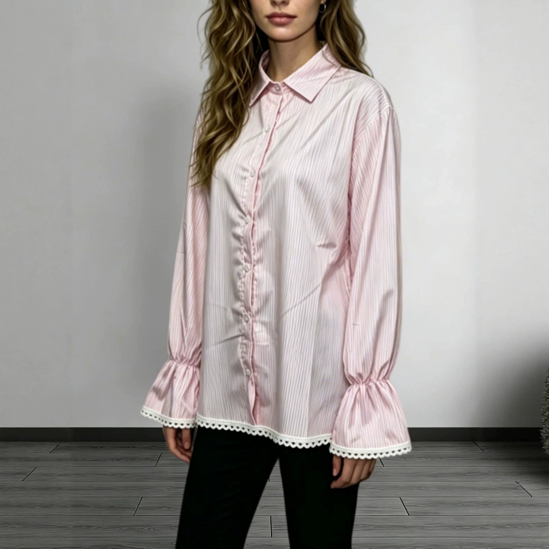 Romantisches Langarmshirt mit Spitzenbesatz