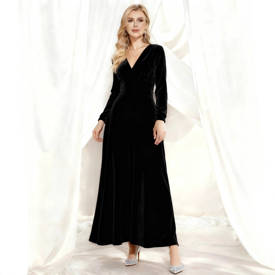Damenkleid aus Samt mit V-Ausschnitt – Bild 3 | LuxeStyle
