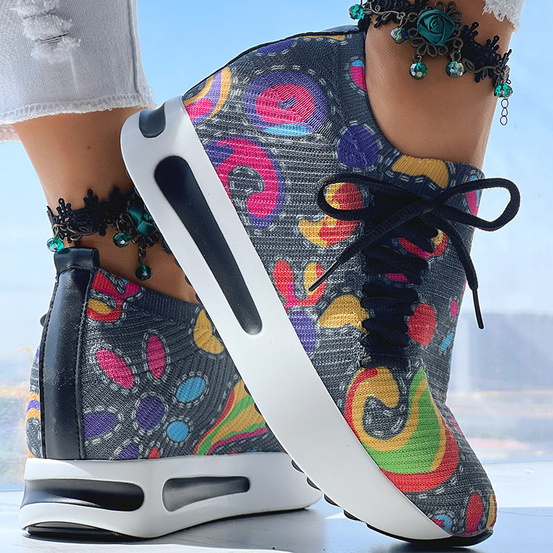 Bequeme Slip-On Sneaker mit Paisley-Print