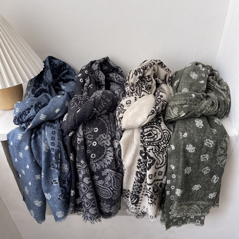 Hautfreundlicher Flanell-Schal für Damen – Bild 4 | LuxeStyle