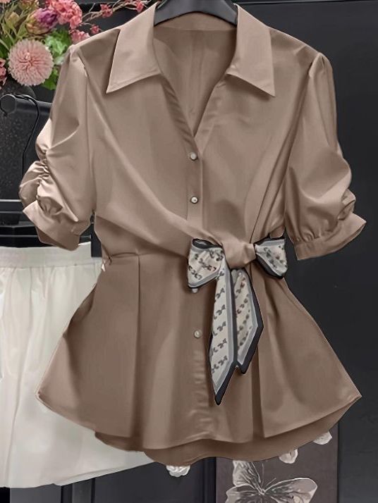 Kurzarm-Top mit Taillenbetonung – Bild 3 | LuxeStyle