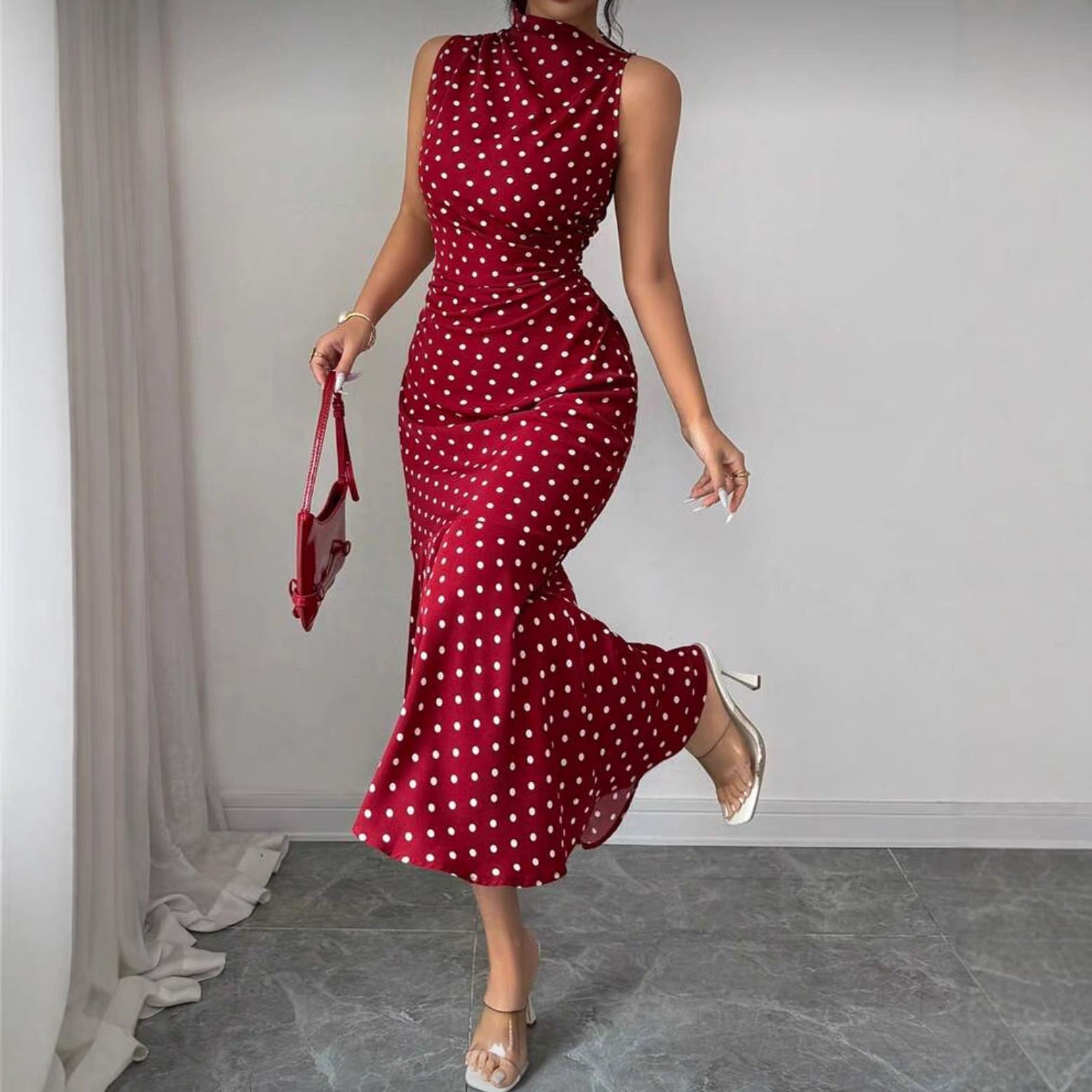 Elegantes Polka-Dot Maxikleid
