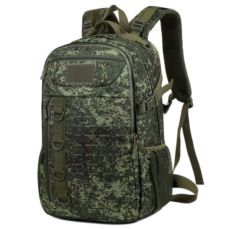 Tarnfarbener Assault Rucksack für Outdoor – Bild 11 | LuxeStyle