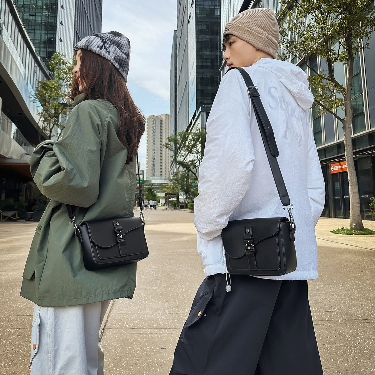 Mini Crossbody Tasche aus PU-Leder – Bild 5 | LuxeStyle