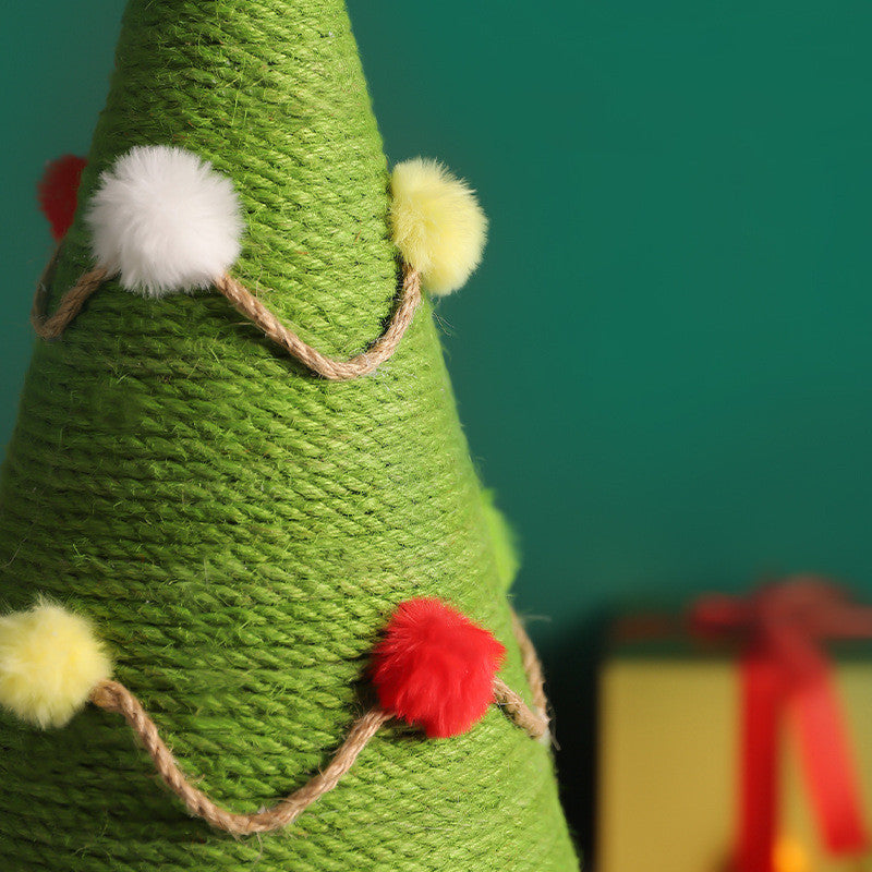 Minimalistischer Katzen-Kletterbaum Weihnachten
