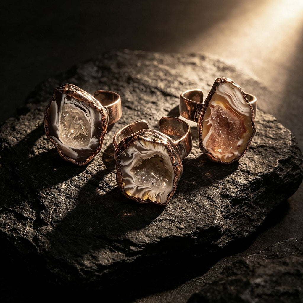 Verstellbarer Retro-Ring mit Achat-Kristall
