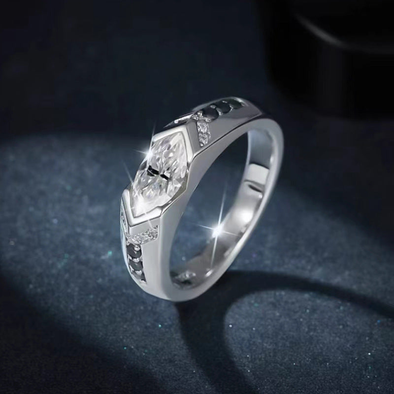 Unisex Ring mit weissem Strassstein – Bild 3 | LuxeStyle