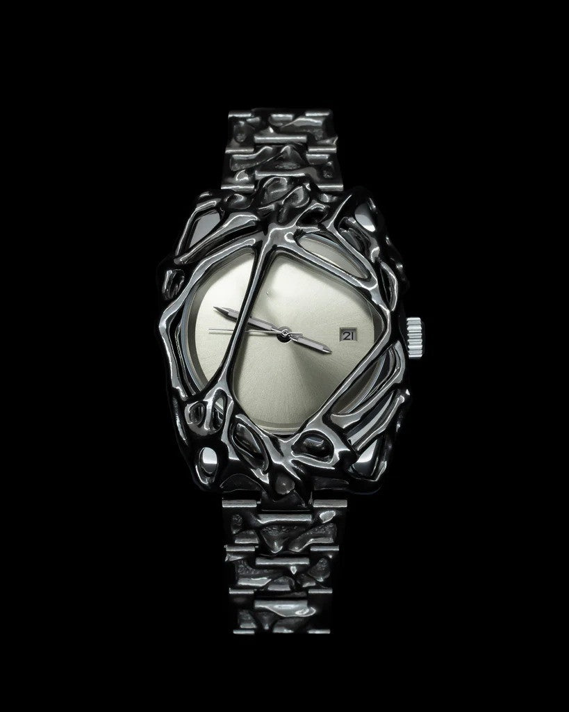 Silberne Armbanduhr – Bild 11 | LuxeStyle