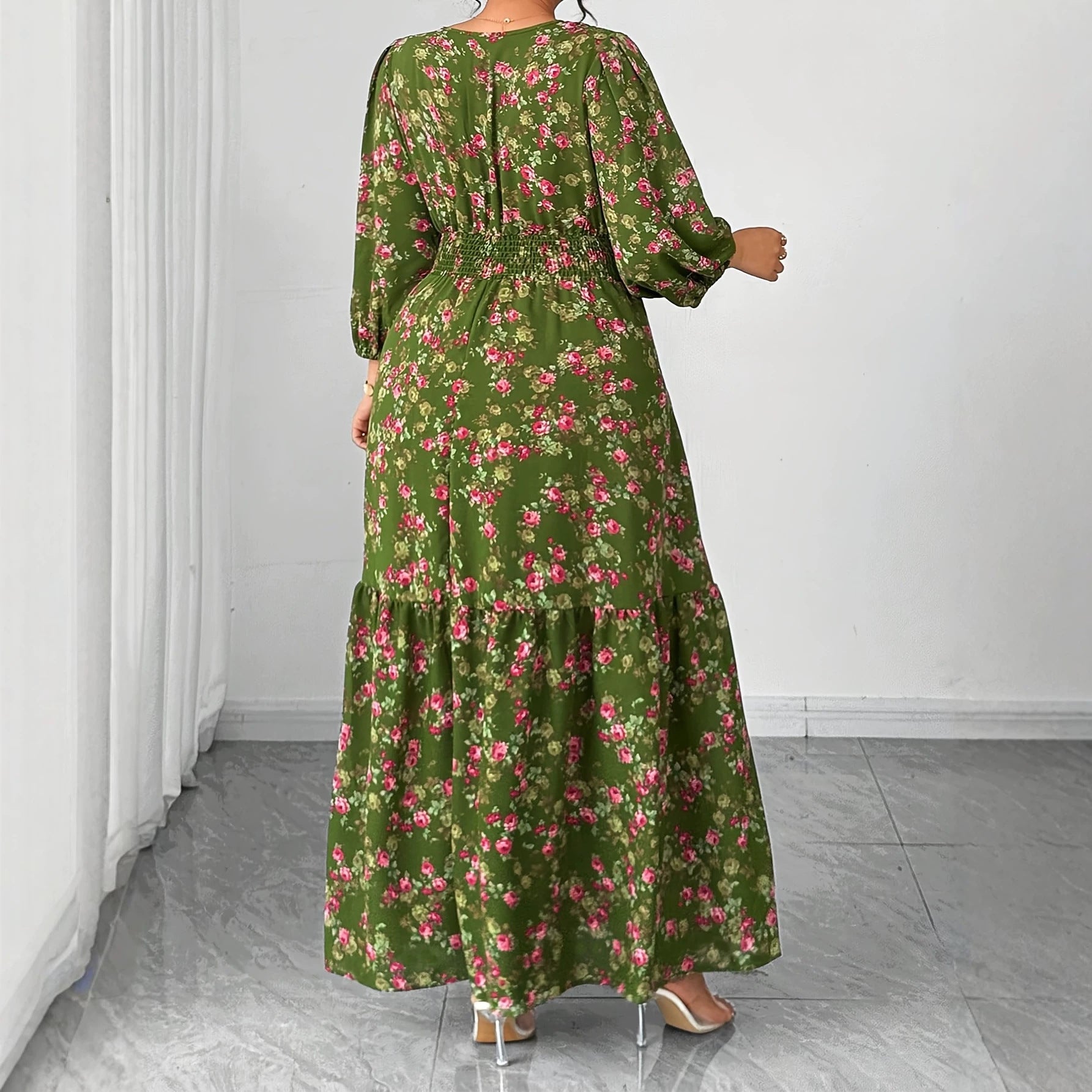 Elegantes V-Ausschnitt Midikleid mit Blumenmuster