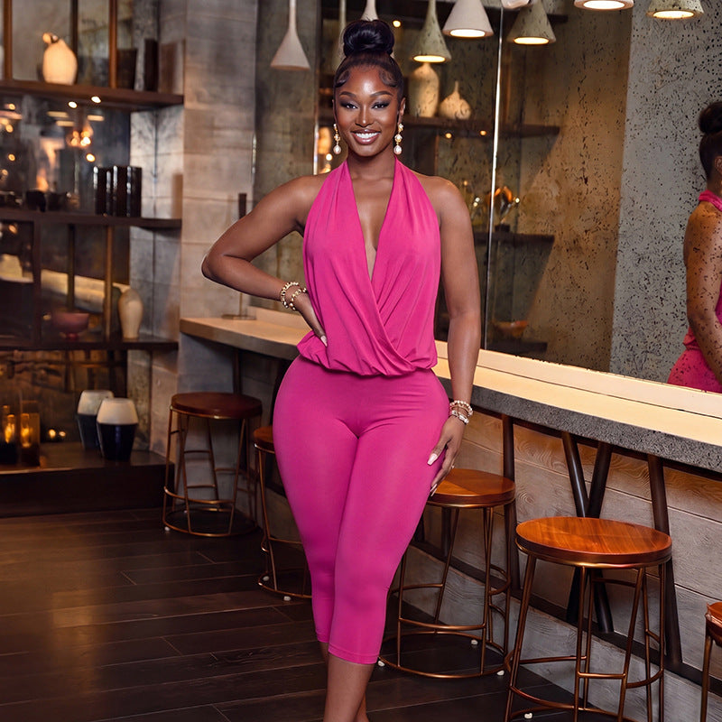 Ärmelloser Jumpsuit mit engem Oberteil und weitem Bein
