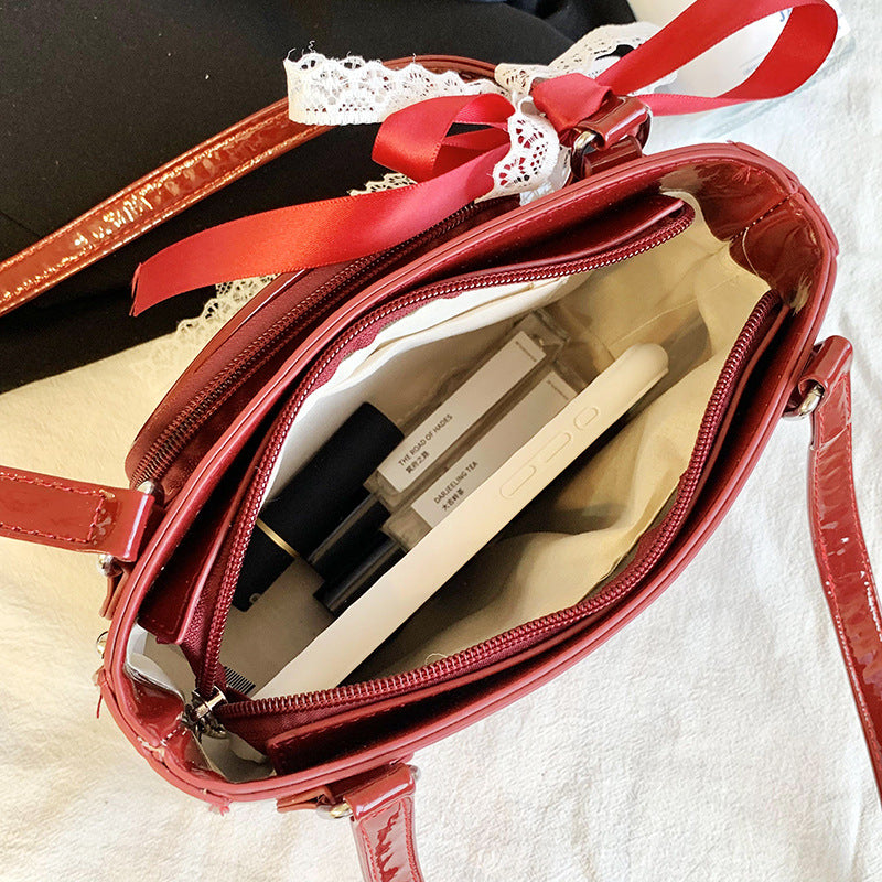Einhandtasche mit seitlichem Fach – Bild 3 | LuxeStyle