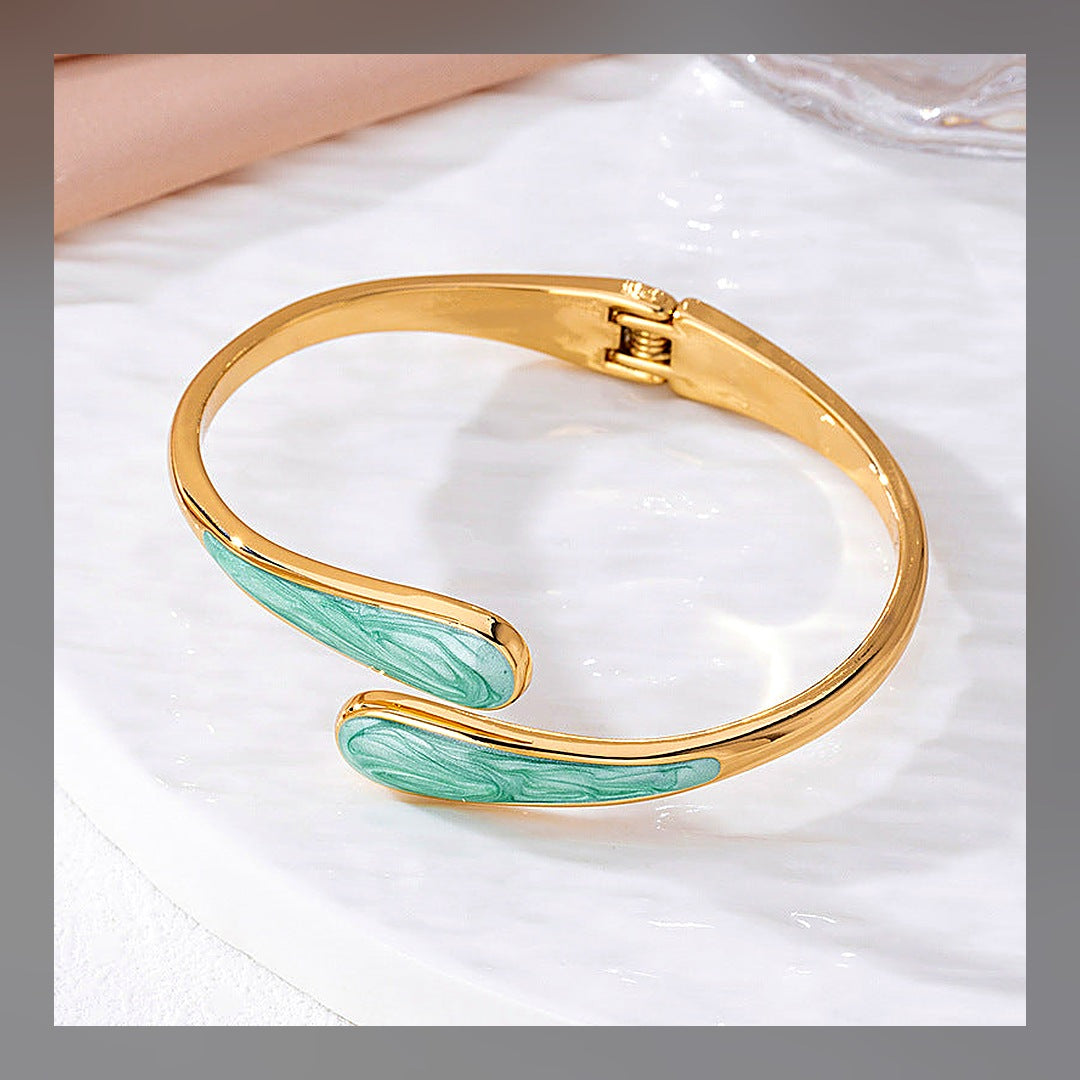 LuxeStyle-Edit · Offenes Armband «Metallic» · verstellbarer Cuff (4 Farben)
