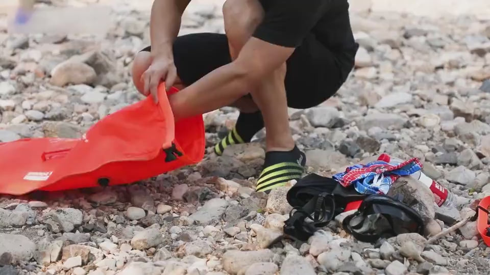 Schwimmboje mit Doppelairbag & Rucksack