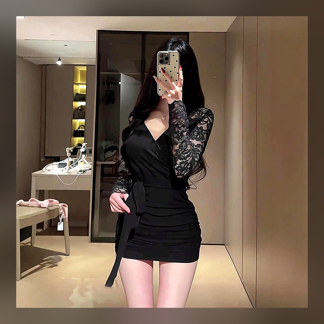 LuxeStyle-Edit · Slip-Kleid «Nuit» – V-Ausschnitt, Langarm, elegant